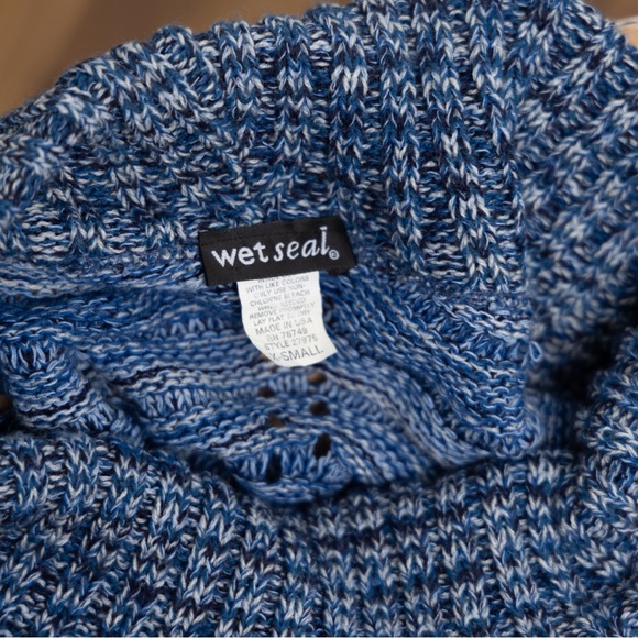 Wet Seat Off the shoulder Blue knitted sweater - Picture 2 of 4